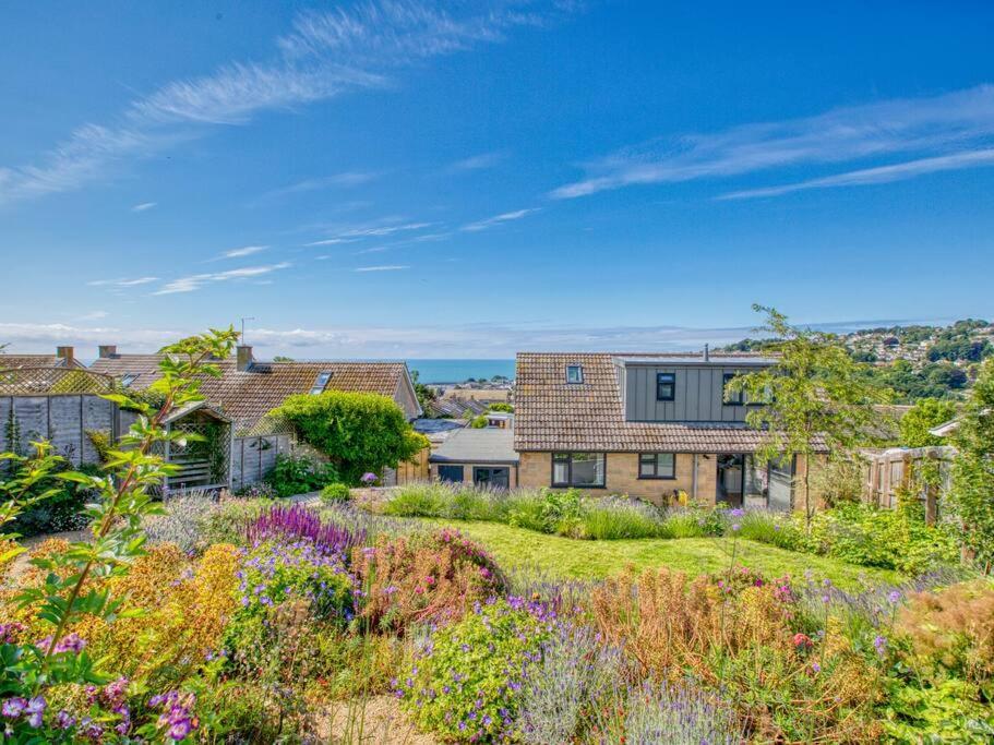 Lovely Holiday Home In Lyme Regis - Sleeps 8 Exterior photo